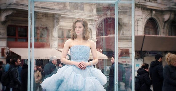 Camdaki Kız Dizisi Karakterlerine Kısa Bir Bakış